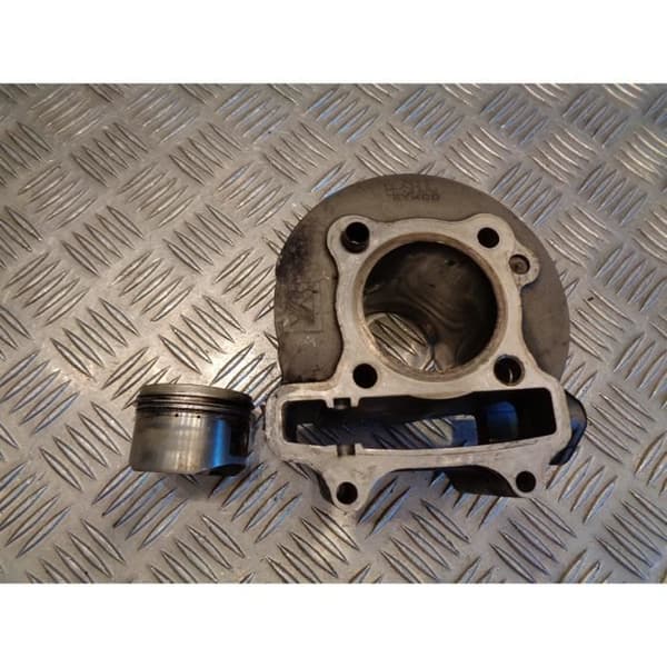 cylinder kolv skoter 125 kinesisk gy6 152qmi 152 qmi- USED
