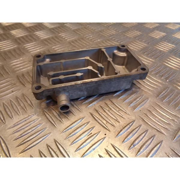 vevhuskåpa cylinderhuvud avluftningsanslutning motorcykel suzuki gsf 600 bandit- USED