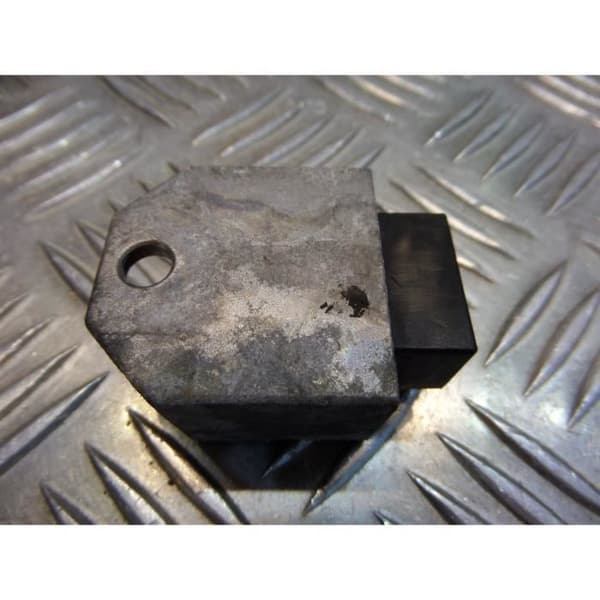 scooter spänningsregulator peugeot 50 ludix one- USED