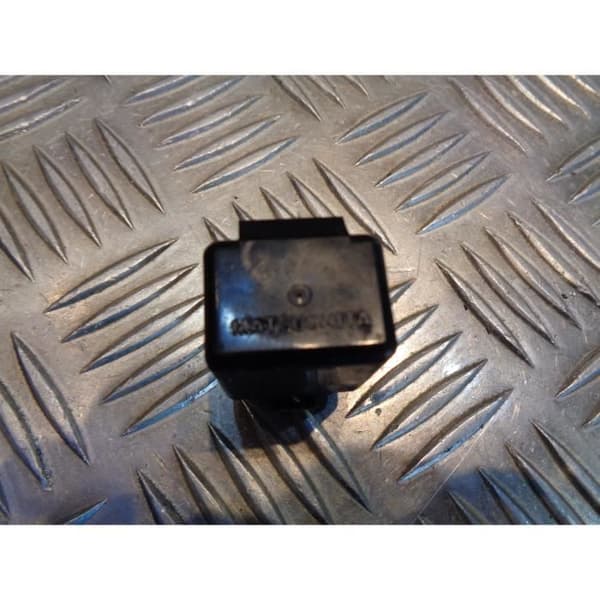 sparkcykel startrelä malaguti 50 f10- USED