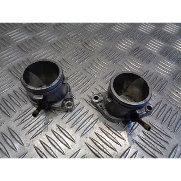 2 x motorcykelförgasare insugsrör yamaha 850 tdm 3vd 1991 - 96- USED