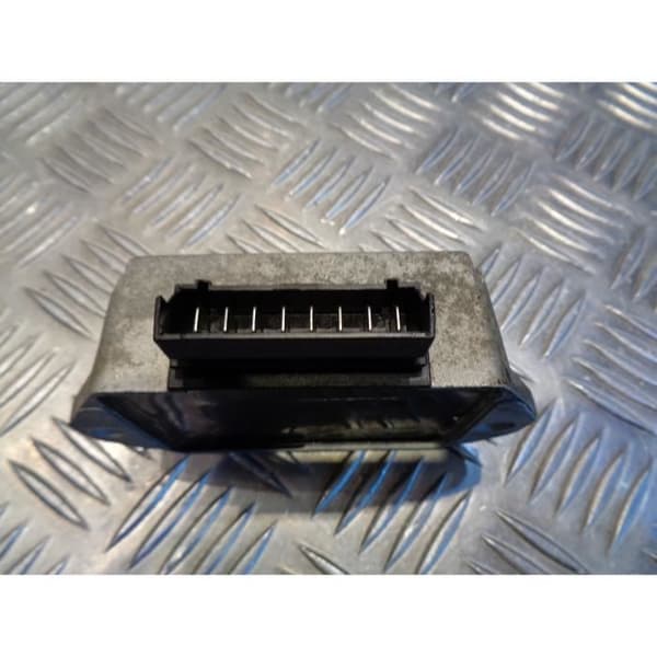 sparkcykel batteriladdningsregulator piaggio 50 ny typhoon 2t lbmc501 2010-16- USED