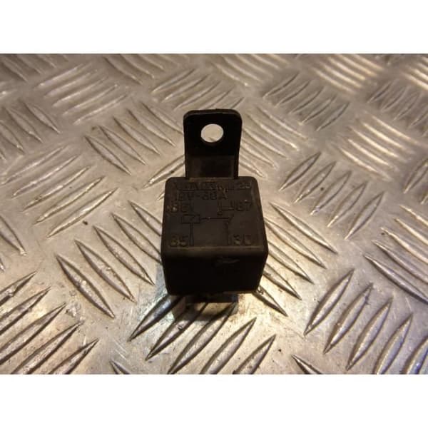 startrelä moto guzzi 125 tt- USED