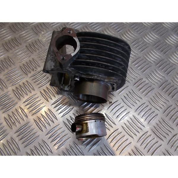 cylinder kolv skoter sym 125 attila ...- USED
