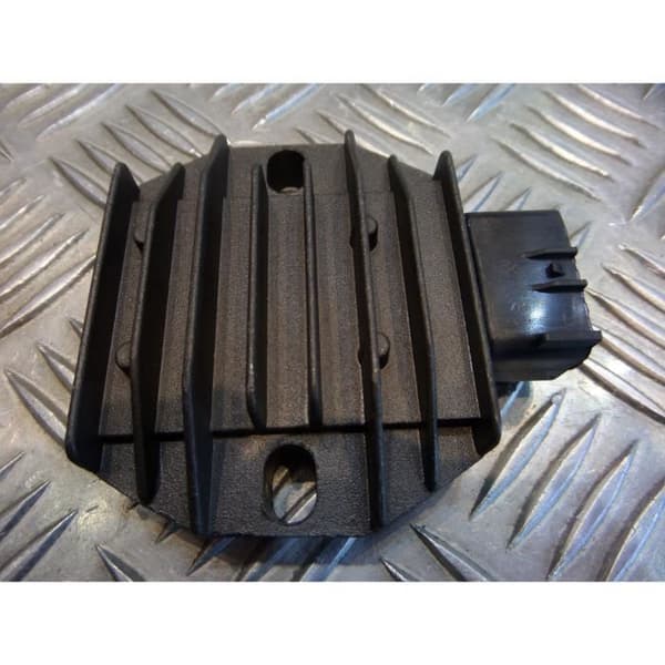 laddregulator batteri skoter motorcykel yamaha 125 250 majesty x max versity yzf tdm szr xt ...