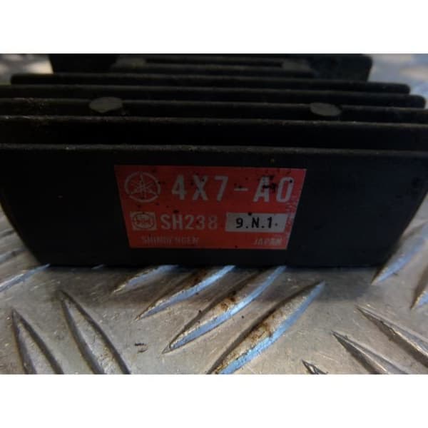 motorcykel batteriladdningsregulator yamaha xv 500 virago 26r- USED