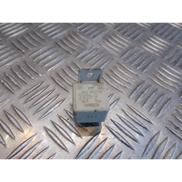 relä 12v - 30a skoter piaggio 500 x9 evolution zapm27- USED