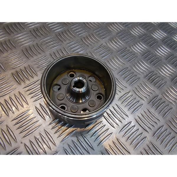 svänghjulsrotortändningsskoter aprilia 125 scarabeo zd4pca- USED