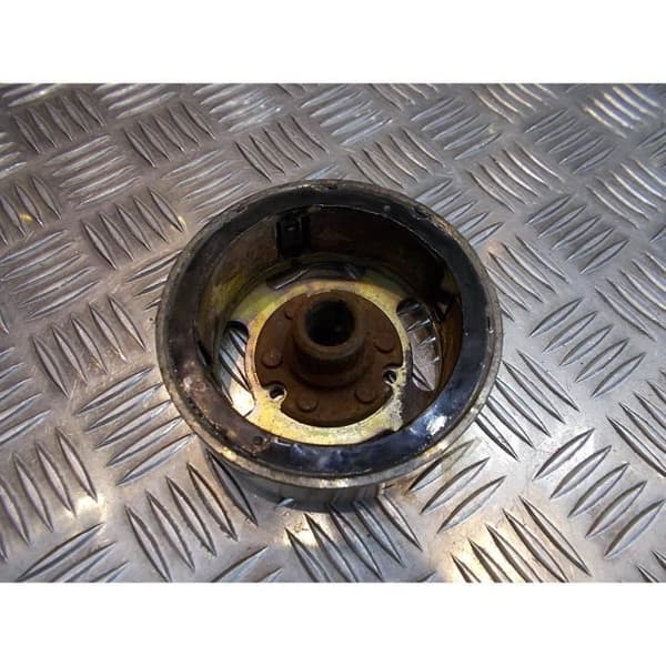 svänghjulsrotortändningsskoter yamaha ch 80 beluga 2gm active mbk- USED