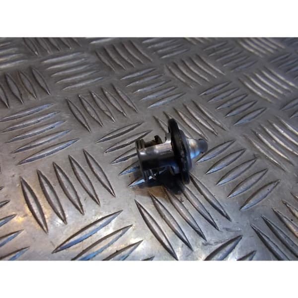 skotertermostat suzuki uc 125 epicuro- USED