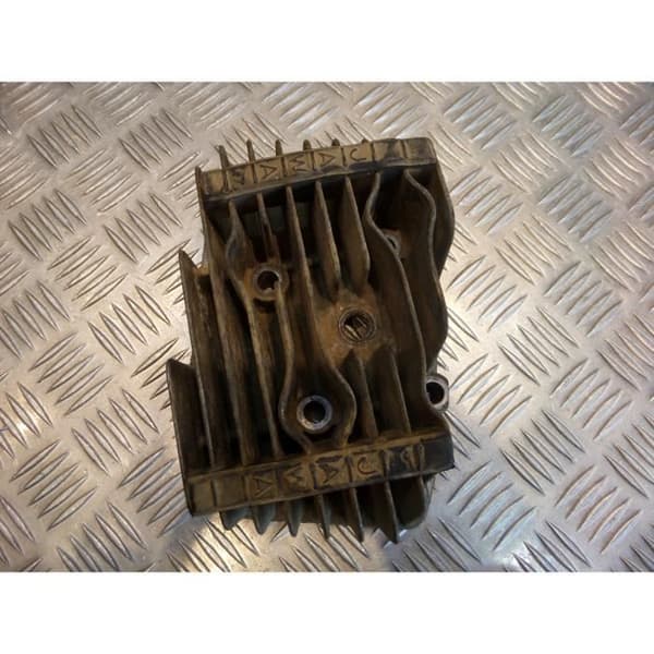 höger cylinderhuvud motorcykel jawa 350 ts tlj639- USED