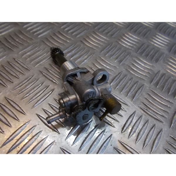 skotermotor smörjolja pump honda szx 50 x8r- USED