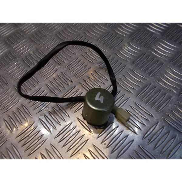 kinesisk skoter startrelä 50 125 kinesisk gy6 139qmb 1e40qmb 152qmi tnt znen baotian yiying eurocka ...- USED