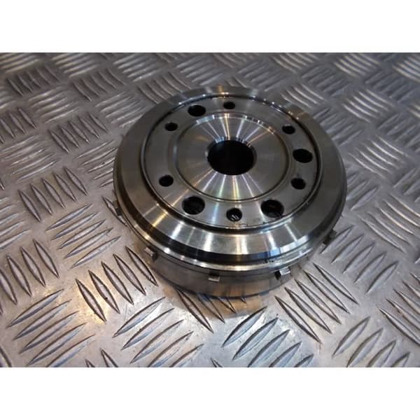 svänghjulsrotortändning original skoter honda sh 300 i- USED