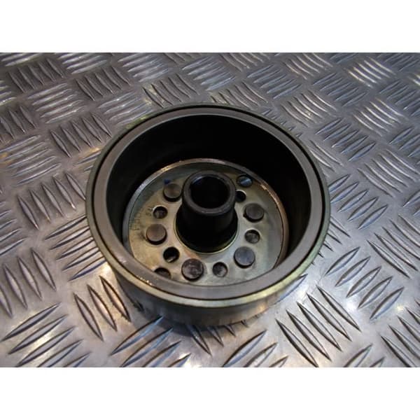svänghjulsrotor tändning original skoter yamaha yp 125 majesty skyliner mbk- USED