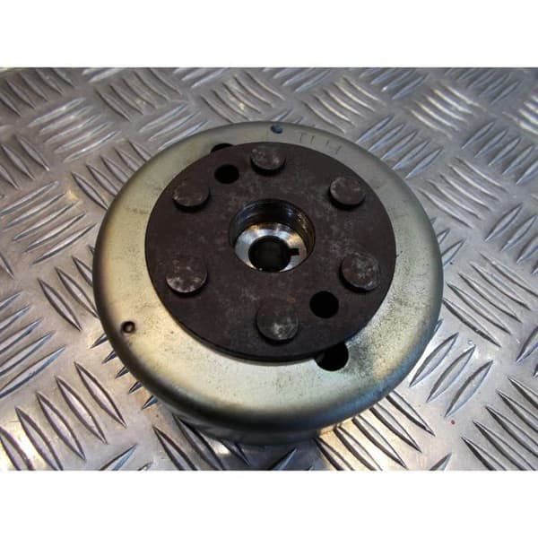 svänghjulsrotor tändning original skoter yamaha yp 125 majesty skyliner mbk- USED