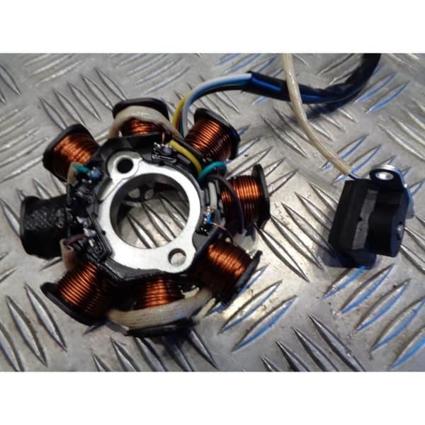stator 8 poler Chinese125 gy6 152qmi exteriör 88mm - invändig 28,9mm - centrumavstånd 42,4mm