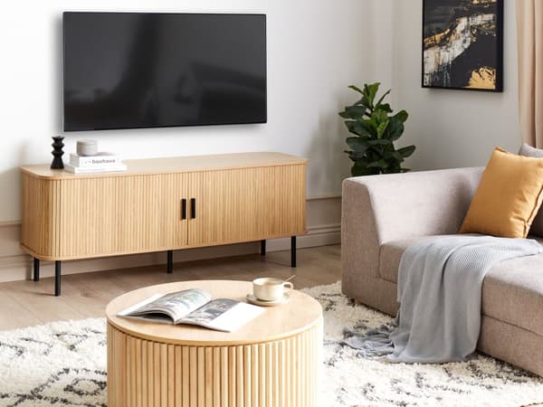 TV-stativ i lyst tre med svarte ben i MDF Metall TV opp til 70ʺ Retro skyveskap Kabelhåndtering Stue