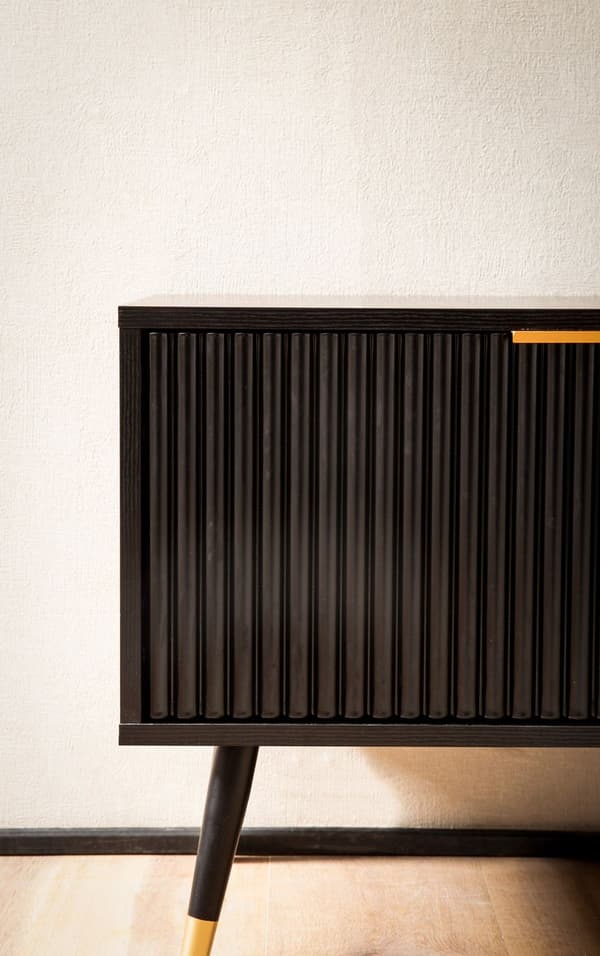 Rootz Modern TV Underskab - Mediekonsol - Underholdningsstativ - Lameldesign - Passer til tv'er op til 70" - 150 cm x 51 cm x 39 cm