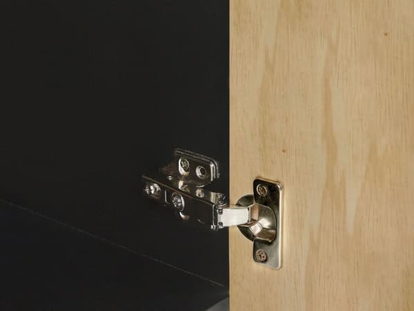 TV-bord lyst træ MDF træramme jernben opbevaring moderne stil stue