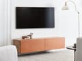 Miniatyrbillede 2 af 10: Vægmonteret TV-bord Rød og brun Op til 70ʺ tv Anbefalet 2 skabe Minimalistisk design Stue