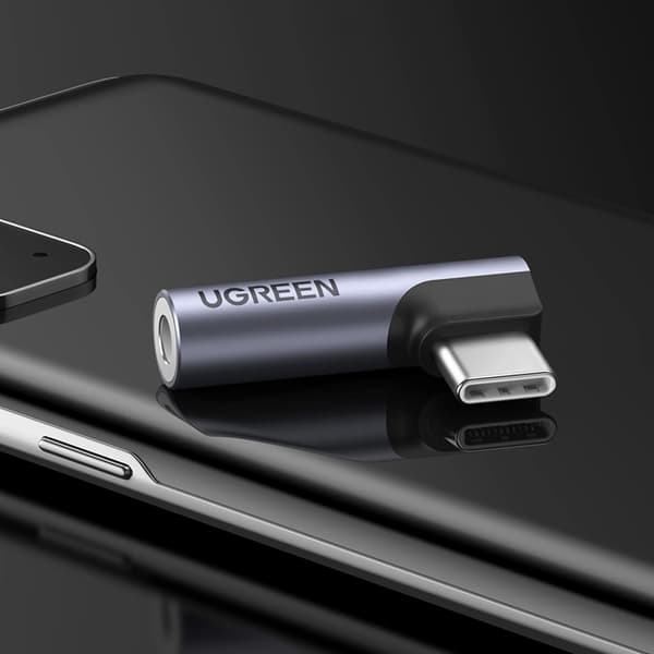 Ugreen Vinklad Audio Adapter USB-C till Miniuttag 3.5 mm - Grå