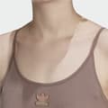 Miniatyrbillede 5 af 8: Adidas Originals Brun Ribbet Trikot - Klassisk og stilrent stykke til et smart look.
