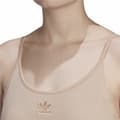 Miniatyrbillede 5 af 8: Adidas Originals Beige Ribbede Trøjer - Klassiske og stilfulde trøjer i beige farve fra Adidas Originals. Perfekt til en afslappet stil.
