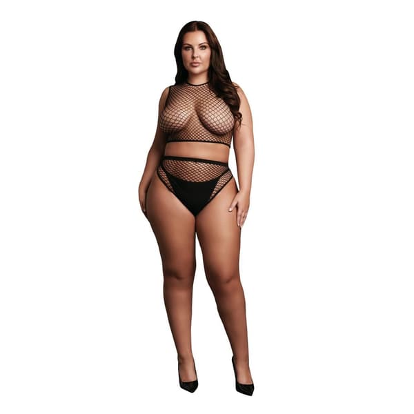2 kpl crop top, pikkuhousut ja verkkorakenne.