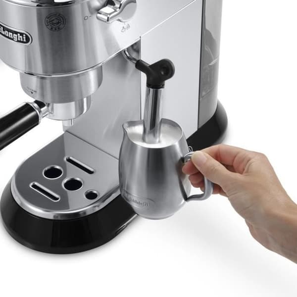 Klassisk espressomaskin - DELONGHI EC685.M Dedica Style - Rostfritt stål