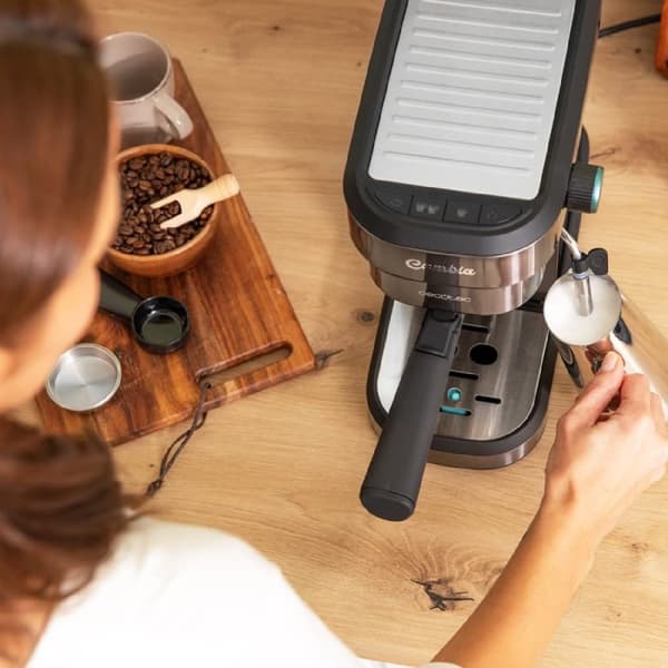 Cecotec 20-bar espresso coffee machine with thermoblock and steam tube.