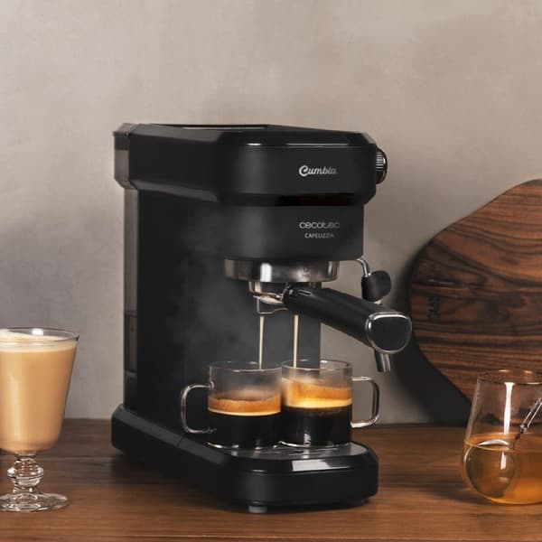 Cecotec 20-bar espresso coffee machine with thermoblock and steam tube.