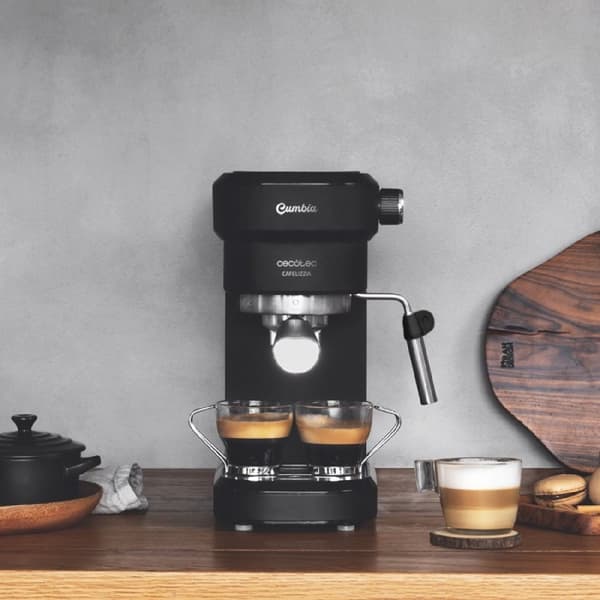 Cecotec 20-bar espresso coffee machine with thermoblock and steam tube.