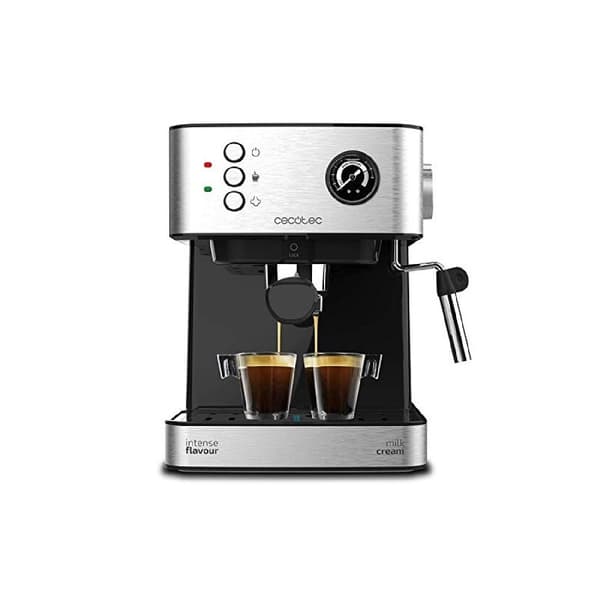 Cecotec 20-bar espresso coffee machine for espresso and cappuccino coffees with pressure gauge and steerable steam tube.