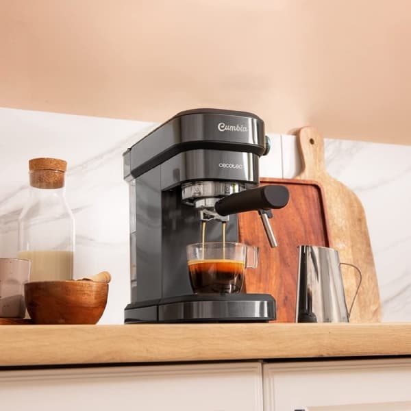 Cecotec 20-bar espresso coffee machine with thermoblock and steam tube.
