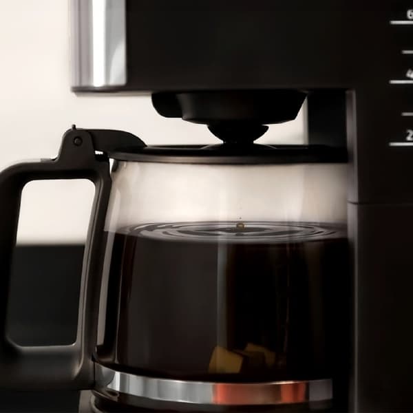 Cecotec Drip-coffee machine for 12 cups, with stainless-steel finish and aroma enhancer.