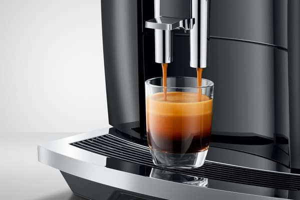 Kaffemaskin Jura E4 Piano Black (EA)