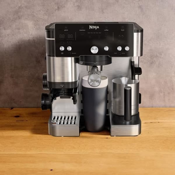 Maskin för kaffe 2-i-1 - NINJA LUXE™ - Kaffe Essential Series - ES501EU - 1650 W - 9/11 bar - 250 gr - Svart / Inox
