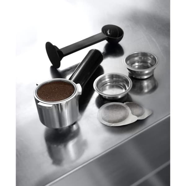 Klassisk espressomaskin - DELONGHI EC685.M Dedica Style - Rostfritt stål