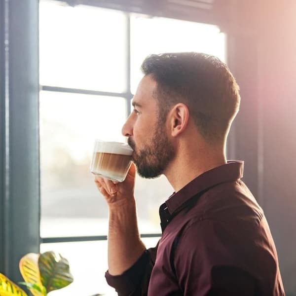 Automatisk espressomaskin med kvarn - PHILIPS - EP2230/10 - LatteGo - 275 g kaffe - 1,8 l - Mattsvart