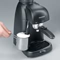 Pikkukuva 4 / 5: SEVERIN KA5978 Espressokone, höyry maitovaahdolle, pieni espressokone, 4 kupin kahvinkeitin, 3,5 baarin pumppu, musta