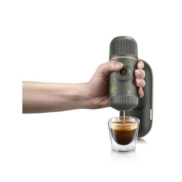 Bärbar Espresso Kaffemaskin Nanopresso Dark Souls + WACACO Fodral Grå