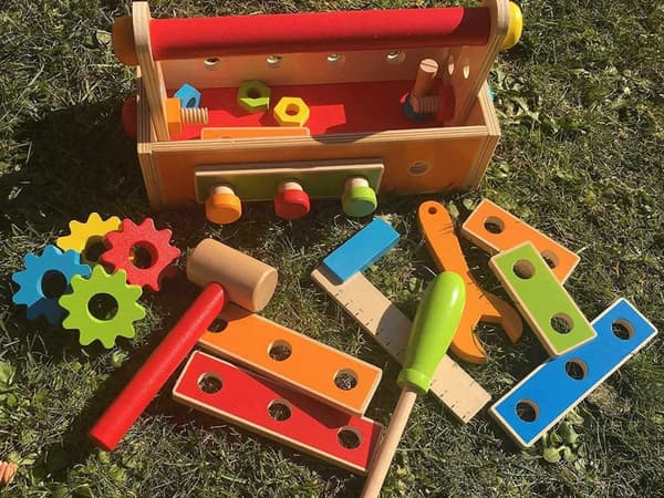 34 Delar Verktygslåda Träleksak . Fr 3år+