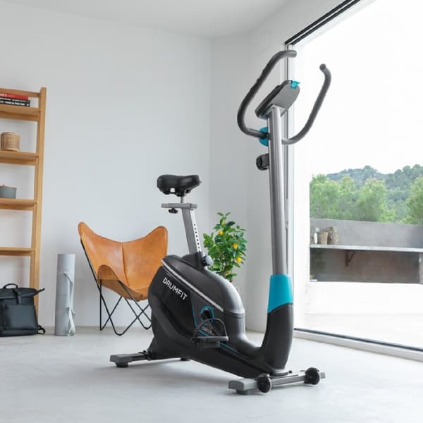 Cecotec Stationary bike ideal to complete your most demanding training, with device holder to make your sessions easier.