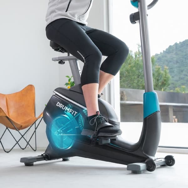 Cecotec Stationary bike ideal to complete your most demanding training, with device holder to make your sessions easier.