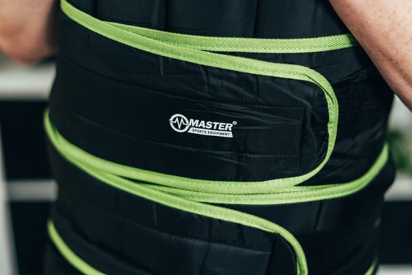 Viktväst med justerbar vikt MASTER 20 kg