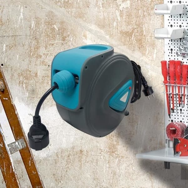 Automatisk kabelrulle 20m - XMTECH - Plastlåda - Snurrande kabel 180°