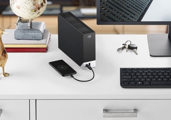 Seagate One Touch with hub STLC10000400 - Harddisk - 10 TB - ekstern (stasjonær) - USB 3.0 - svart - med Seagate Rescue Data Recovery