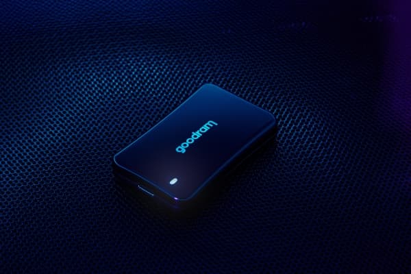 HX200 SSD 1TB USB-C+A 1500/1400MB/s svart
