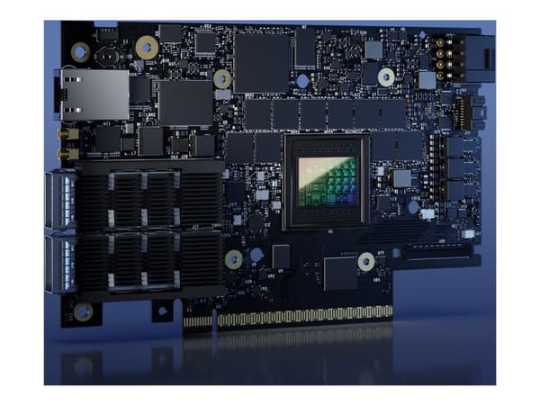NVIDIA BlueField-3 P-Series B3220 - Nätverksadapter - PCIe 5.0 x16 - 200 Gigabit QSFP112 x 2